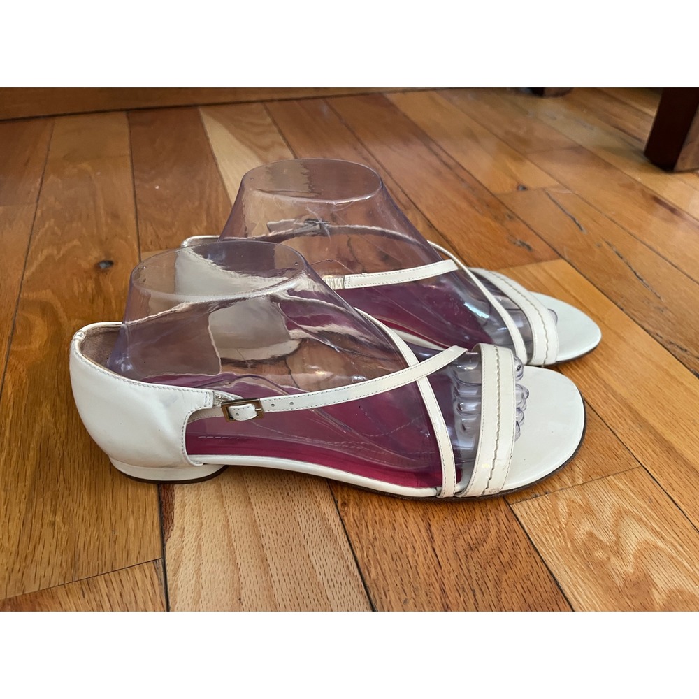 Vtg Kate Spade  New York  Women Ivory Patent Leather Criss Cross Sandals 9.5